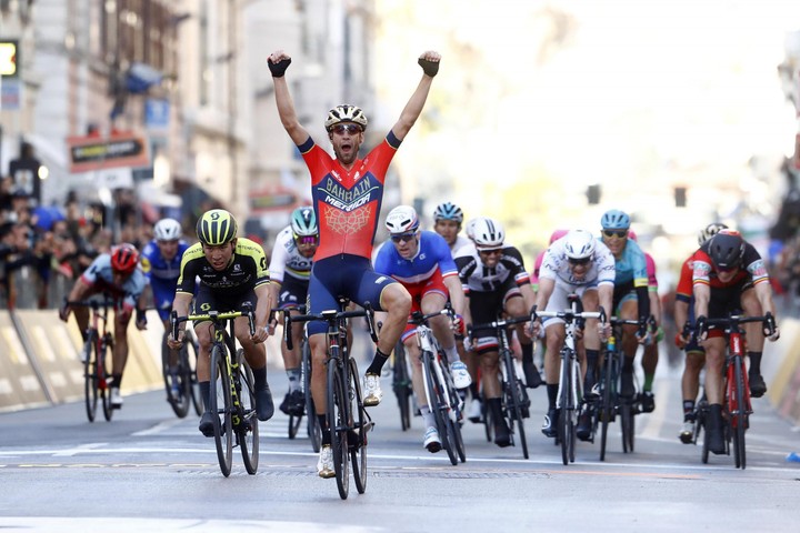 Nibali vypálil rybník favoritom na klasike Miláno - San Remo, Peter Sagan šiesty
